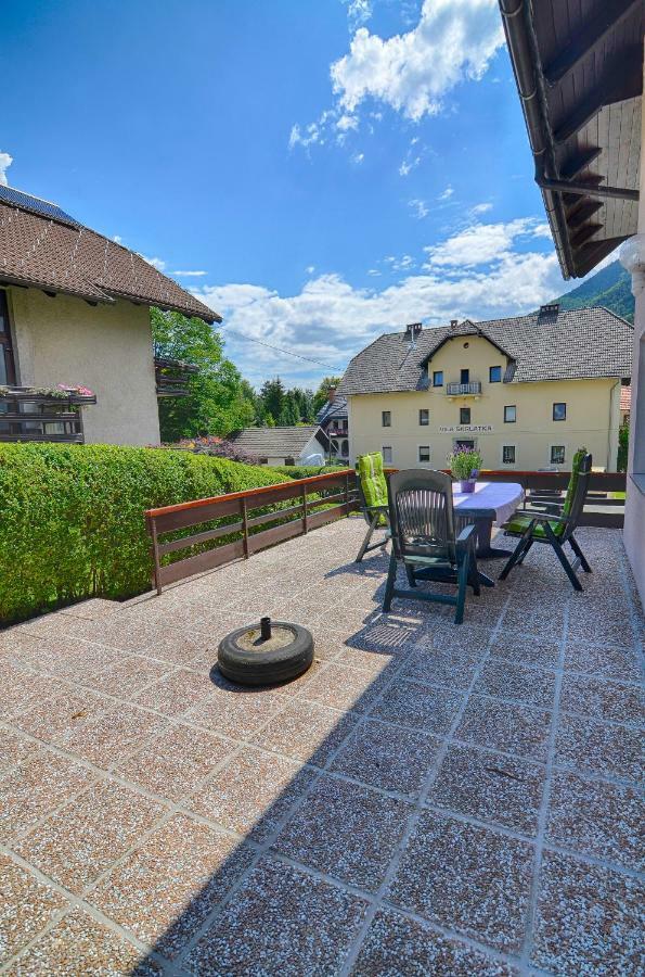 Apartments And Rooms Banic Kranjska Gora Esterno foto